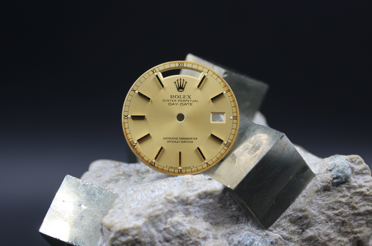 ROLEX DAYDATE 18238 18038 GENUINE CHAMPAGNE TRITIUM ROMAN MINUTE TRACK DIAL