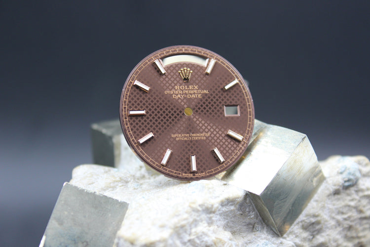 ROLEX DAYDATE 228235 228345 GENUINE CHOCOLATE NET MOTIF DIAL CHROMALIGHT