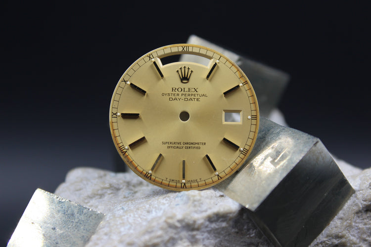 ROLEX DAYDATE 18238 18038 GENUINE CHAMPAGNE TRITIUM ROMAN MINUTE TRACK DIAL
