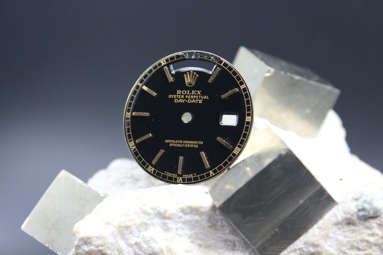 ROLEX DAYDATE 18238 18038 GENUINE BLACK ROMAN MINUTE TRACK DIAL DAMAGED