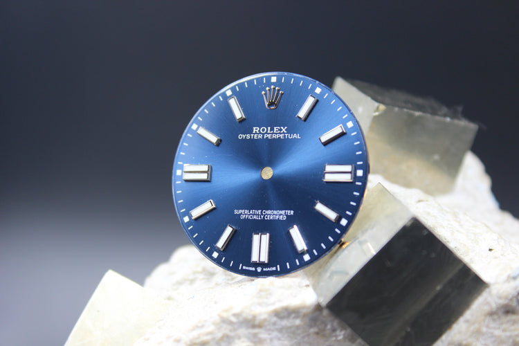 ROLEX OYSTER PERPETUAL 124300 GENUINE DIAL CHROMALIGHT