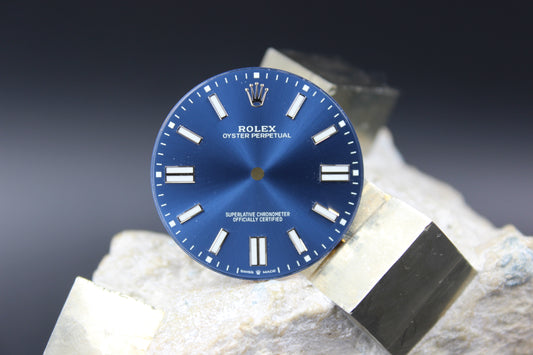 ROLEX OYSTER PERPETUAL 124300 GENUINE DIAL CHROMALIGHT